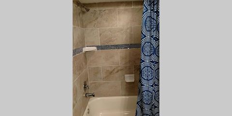 42f1134d-0bad-4cc4-ab75-d25643877858.jpg