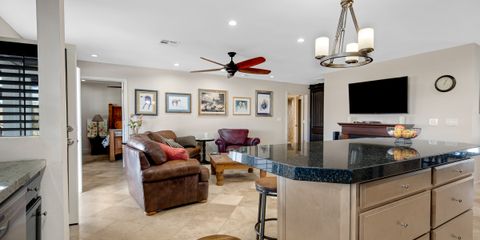 2032 E La Jolla Dr-17.jpg