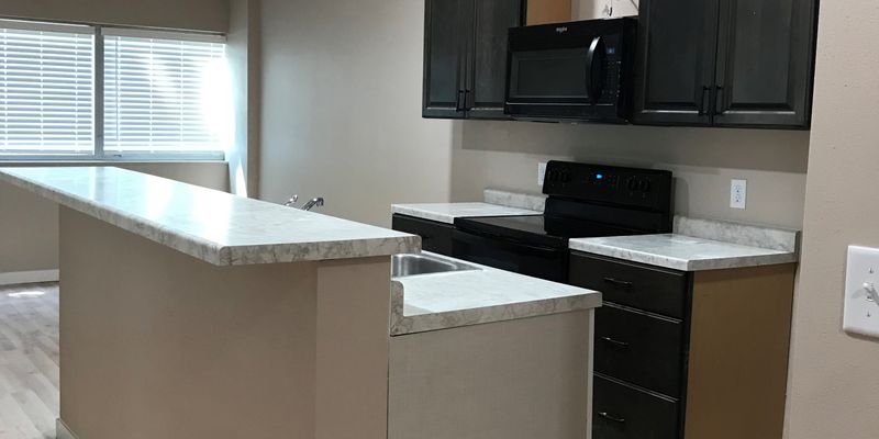 Moorhead Apartment: 810 4th Avenue South