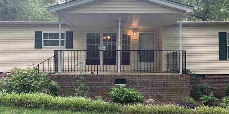 Morrisville House: 139 Green Dr