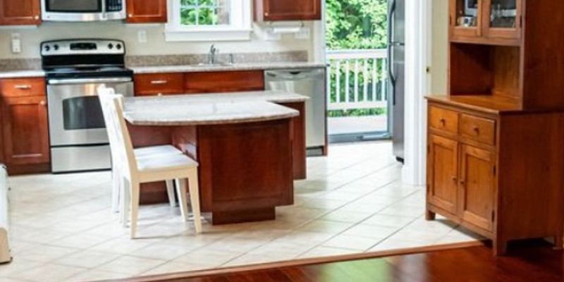 Windham Apartment: 13 Anthoine Rd