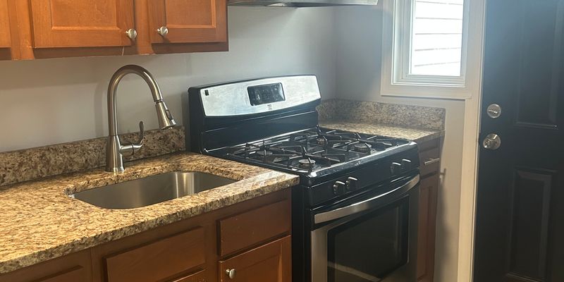Dundalk House: 784X St Gregory Dr