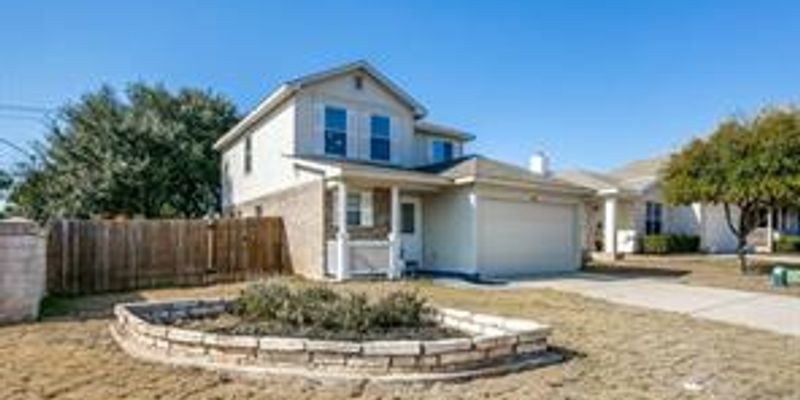 Round Rock House: 1200 Kenneys Way