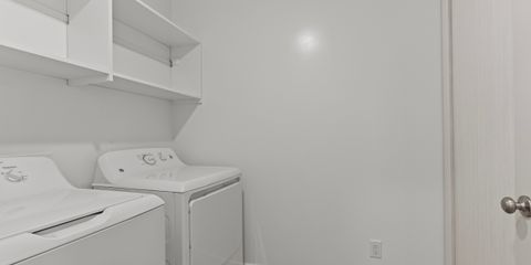 22_165 - 3368 s 1010 w, nibley -  isaac walbeck - dfm media.jpg