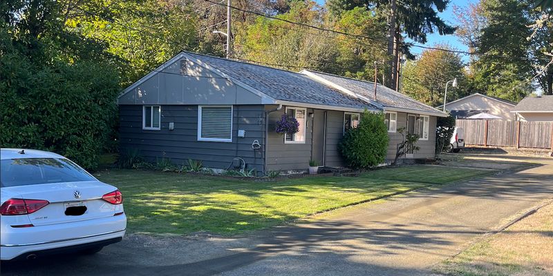 Lakewood Multiplex: 103 Lake Louise Dr SW