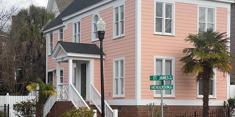 Columbia House: 404 St James St