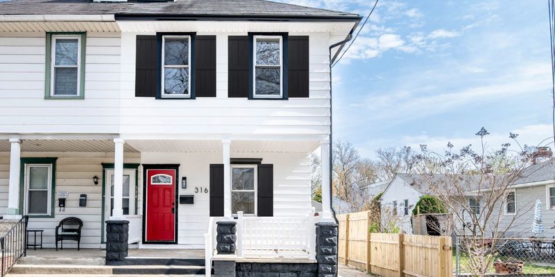Palmyra House: 316 W 4th St