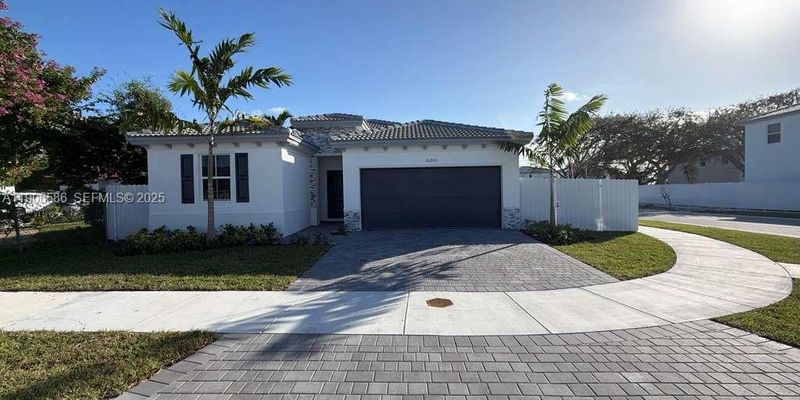 Miami House: 16203 SW 147th Pl