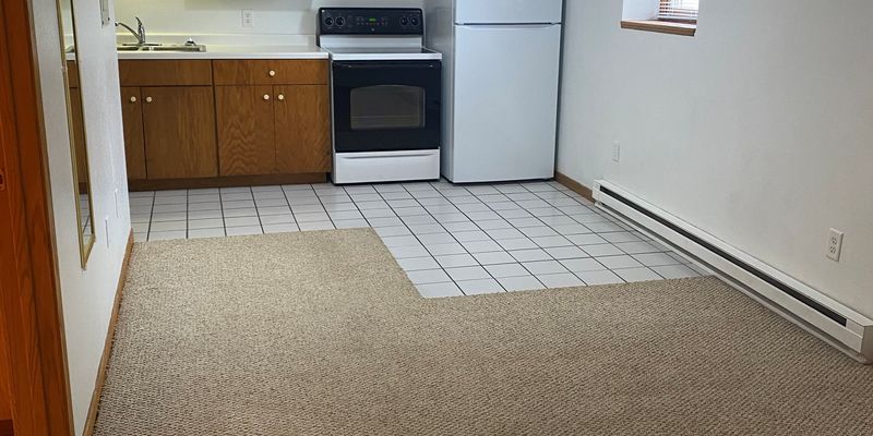 Grand Meadow Apartment: 108 Main St N