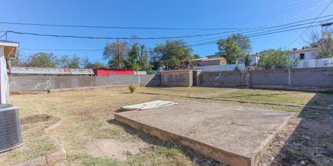 untitled (21 of 23).jpg