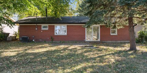 149 706 14th Ave.jpg