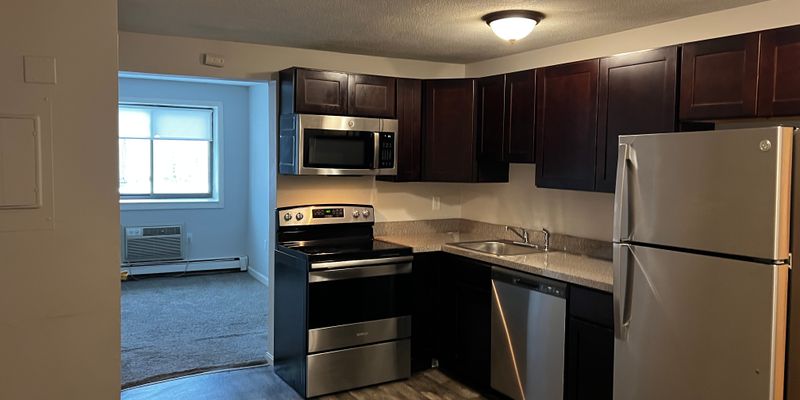 Marlborough Apartment: 85 Broad St