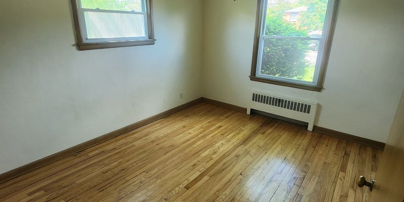 Milwaukee Apartment: 3235 S 48th St