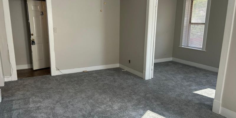 Norfolk Apartment: 131 Hough Ave