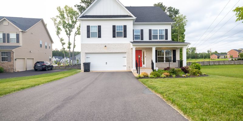 Glen Allen House: 12194 Elnora Ln