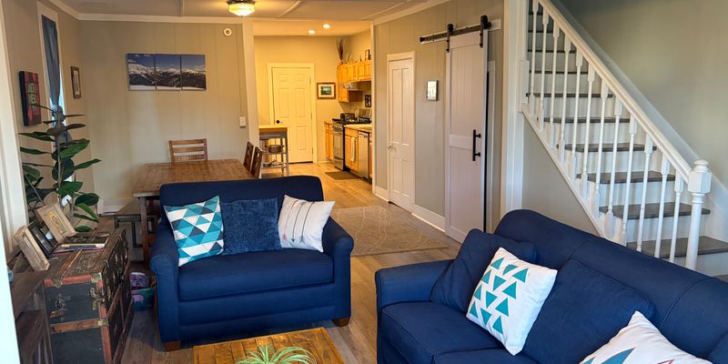 Leadville House: 218 E 6th St