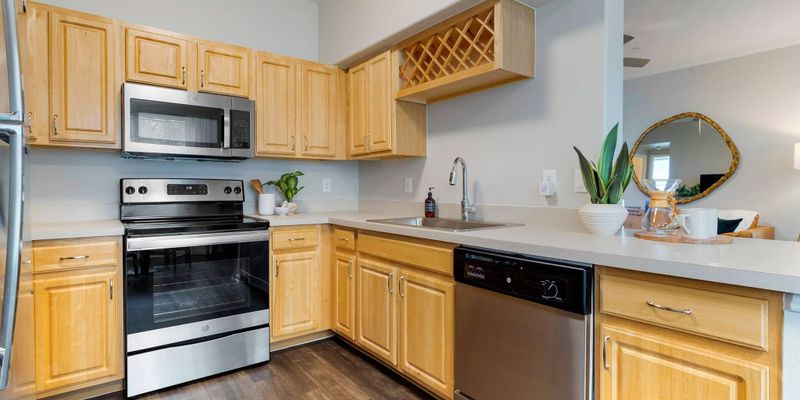 Stafford Apartment: 13672 Stafford Rd