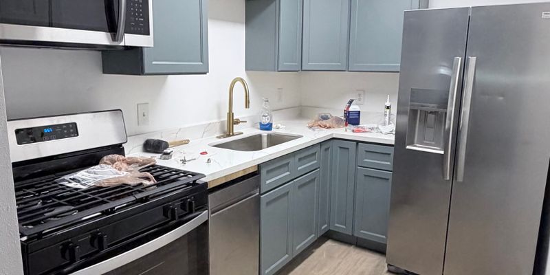 Houston Apartment: 3821 Woodleigh St