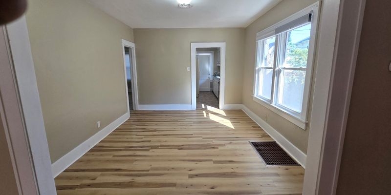 Springfield Apartment: 912 S 3rd St