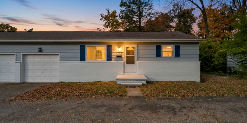 Akron House: 233 Randel Avenue