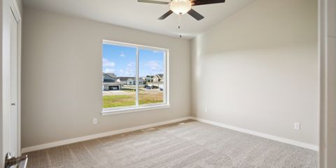 21-161_2242 Eversull Ln.jpg