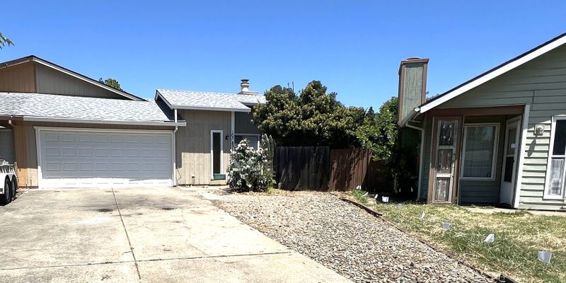 Rancho Cordova House: 10387 B South White Rock Rd