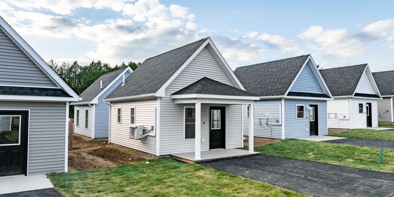 Bangor House: 1337 Hammond St