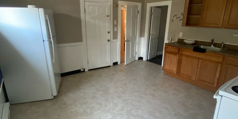 Brockton Apartment: 59 Foster St