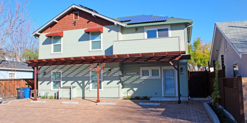 Paso Robles House: 1413 Pine Street STE 201