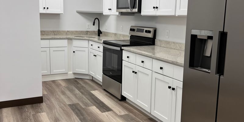 Meriden Apartment: 5 Colony Street