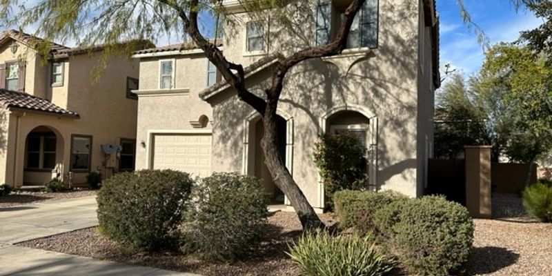 Gilbert House: 1206 E Boston St