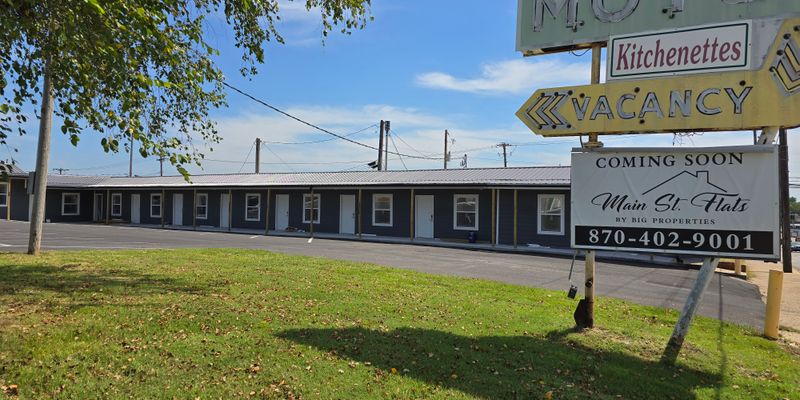 Mountain Home Apartment: 411 S Main St