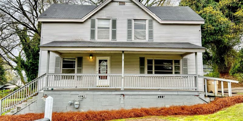 Gainesville House: 9 Carolina Street