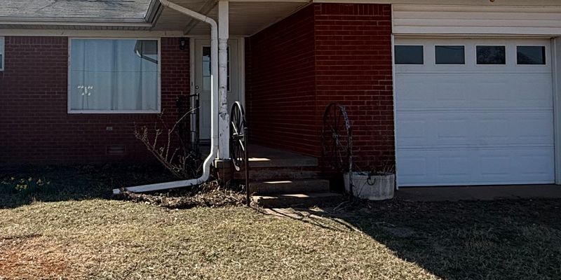 Wellston House: 336689 E 0930 Rd