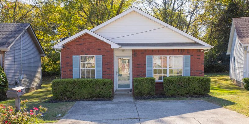 Nashville House: 2029 Williams Valley Dr