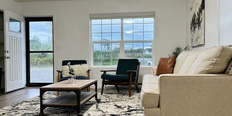 Wasilla House: 4730 W Amanda Dr