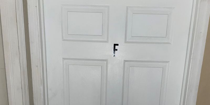 Southfield House: 25140 Lahser Rd