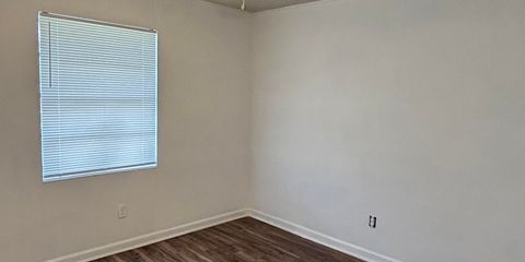 bedroom.jpg