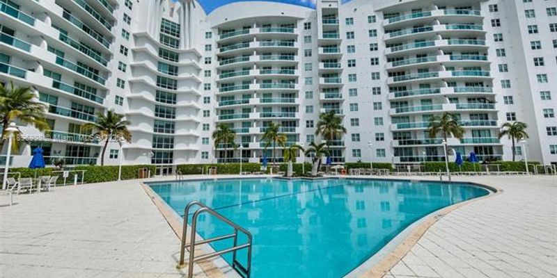North Bay Village Townhome: 7918 Harbor Island Dr
