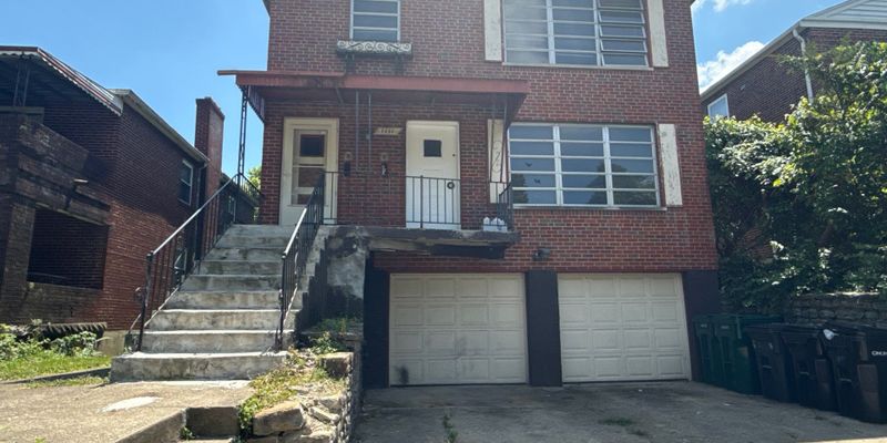Cincinnati Apartment: 1111 Elm Park Dr