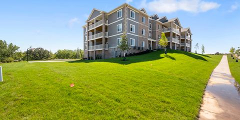 02-106 2871 Spring Rose Cir.jpg