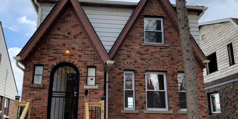 Detroit House: 15890 Evanston St