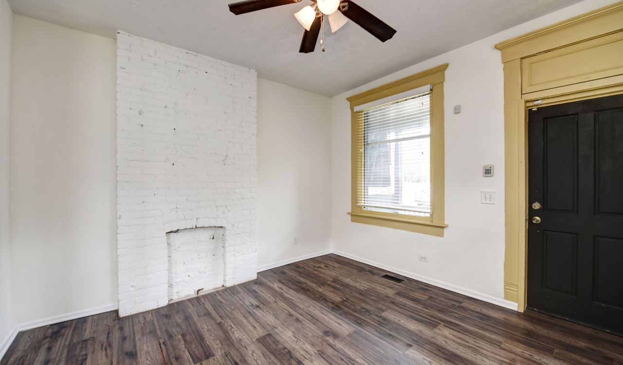 685 S Champion Ave photo 6