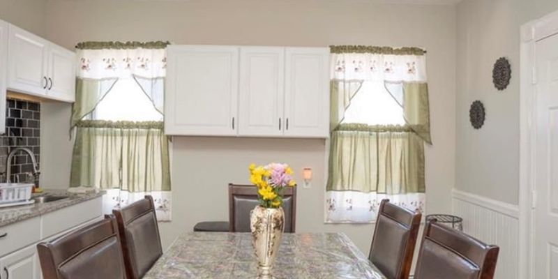 Providence Apartment: 64 Health Ave