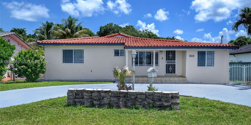 Miami House: 6010 SW 19 St #6010