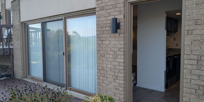 Cincinnati Apartment: 2500 Warsaw Ave