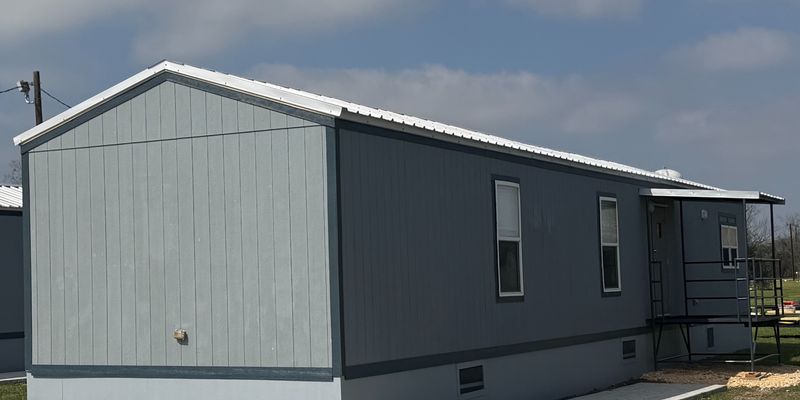 Eagle Lake House: 1125 Connor Ave