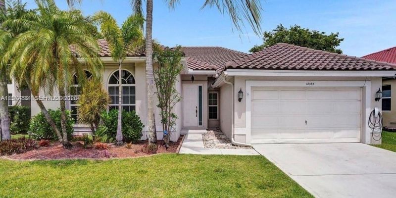 Pembroke Pines House: 18335 NW 12th St
