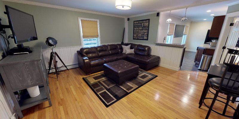 Bangor Apartment: 345 State St