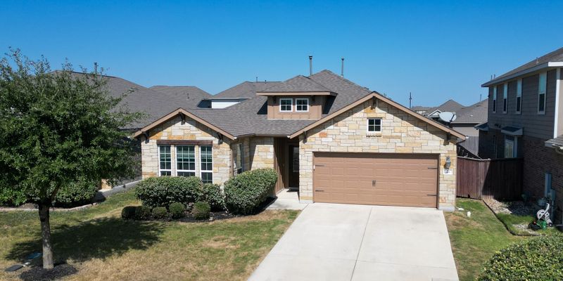 Liberty Hill House: 349 Vista Portola Loop